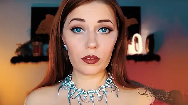 MissBeverlyMills online show from 27, 11, 2025