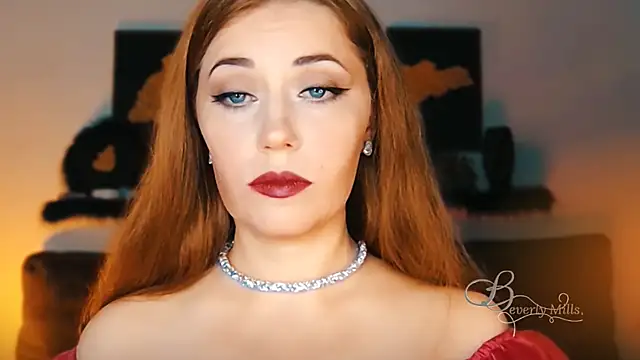 MissBeverlyMills online show from 26, 9, 2025