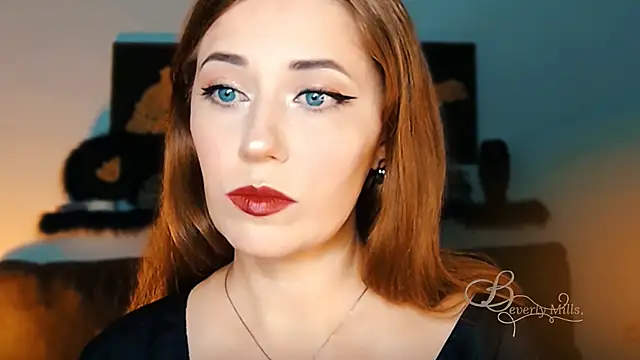 MissBeverlyMills online show from 29, 9, 2025