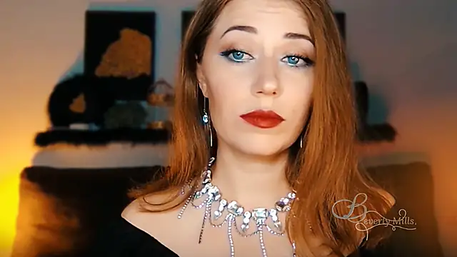 MissBeverlyMills online show from 28, 9, 2025