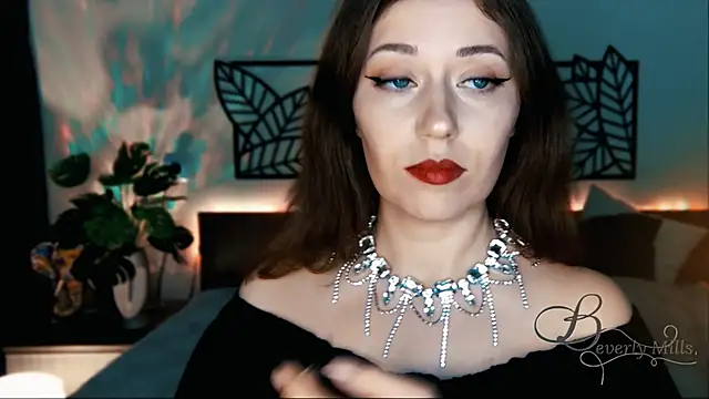 MissBeverlyMills online show from 11, 1, 2025