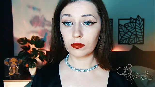 MissBeverlyMills online show from 13, 2, 2025