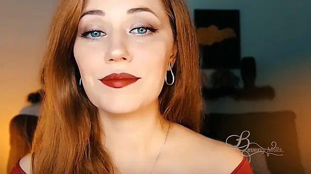 MissBeverlyMills online show from 2, 10, 2025