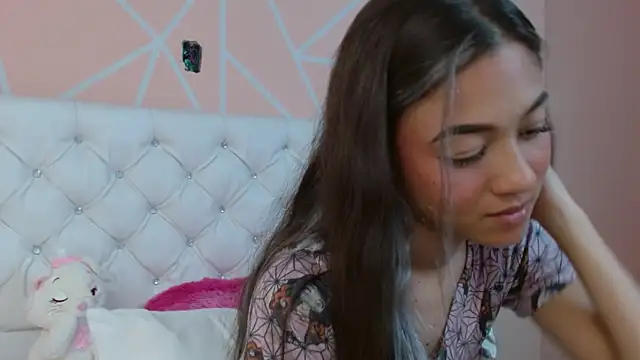 hantonella  online show from 25, 9, 2025