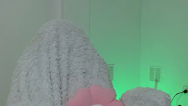 hantonella  online show from 27, 10, 2025