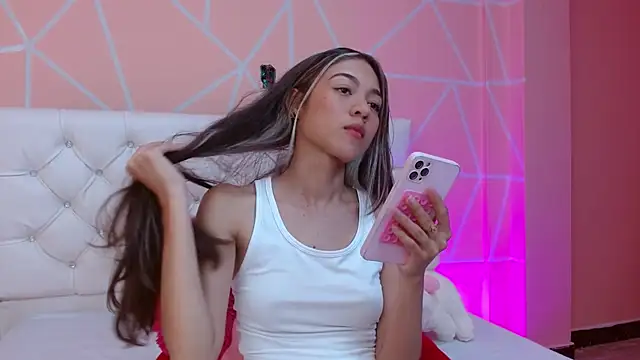 hantonella  online show from 12, 9, 2025