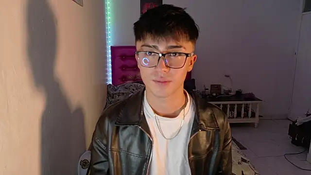 santi-fabulous online show from 19, 12, 2025