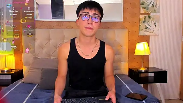 santi-fabulous online show from 29, 9, 2025