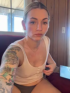 MaggieMayI89 online show from 12, 2, 2026