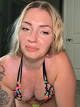 Snapshot of MaggieMayI89 chatting on 2, 7, 2026 MaggieMayI89 online show from 2, 7, 2026