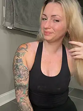 Snapshot of MaggieMayI89 chatting on 11, 7, 2026 MaggieMayI89 online show from 11, 7, 2026