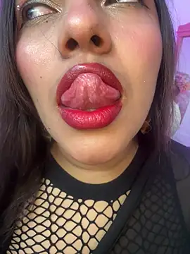 Snapshot of krishaa_ chatting on 6, 6, 2026 krishaa online show from 6, 6, 2026