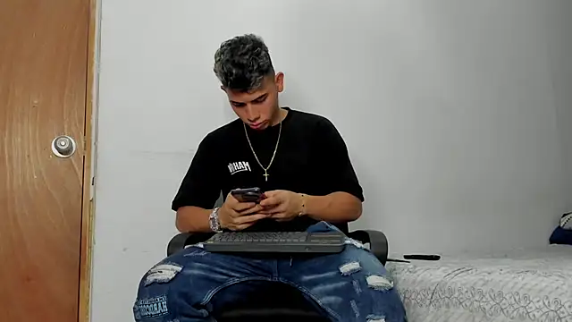 andrew rose  online show from 11, 2, 2026