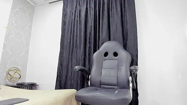 andrew rose  online show from 21, 3, 2025