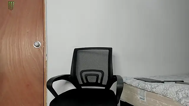 andrew rose  online show from 12, 11, 2025