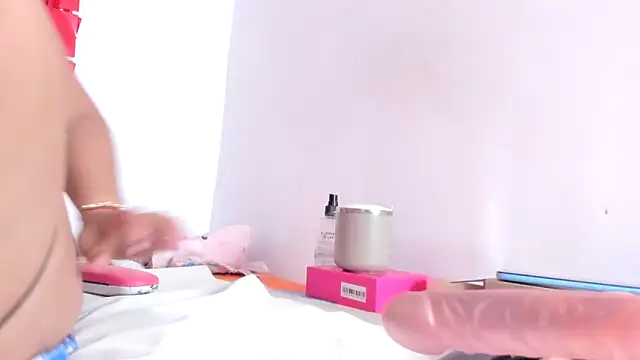 Snapshot of Elianissquirt chatting on 11, 10, 2025 Elianissquirt online show from 11, 10, 2025