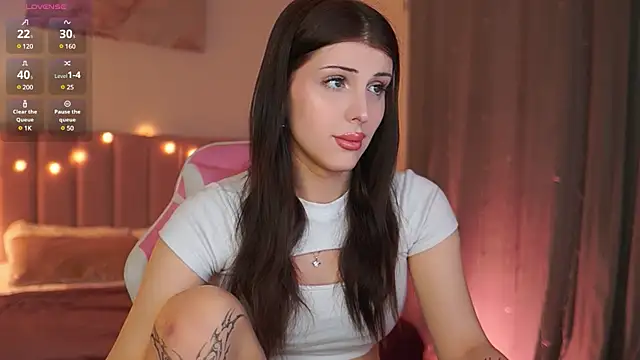 Snapshot of Lala_Land_ chatting on 6, 2, 2025 Lala Land online show from 6, 2, 2025