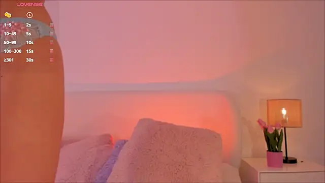 Megan-holly online show from 5, 10, 2025