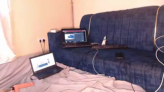 Missthigh online show from 29, 9, 2025