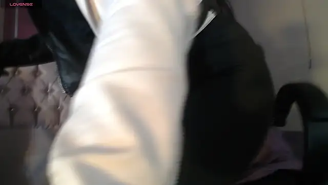 Lina23  online show from 2, 3, 2026