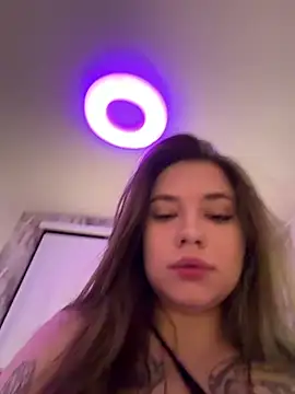 Vikki toriya online show from 19, 6, 2026