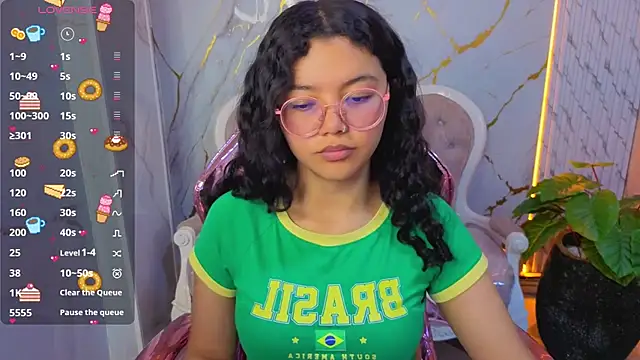 victoria castillo b online show from 25, 3, 2026