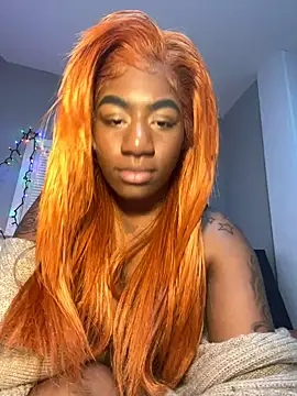 xDestineeXX online show from 4, 2, 2025