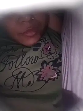 Snapshot of _sonal_sharma chatting on 12, 9, 2025 sonal sharma online show from 12, 9, 2025