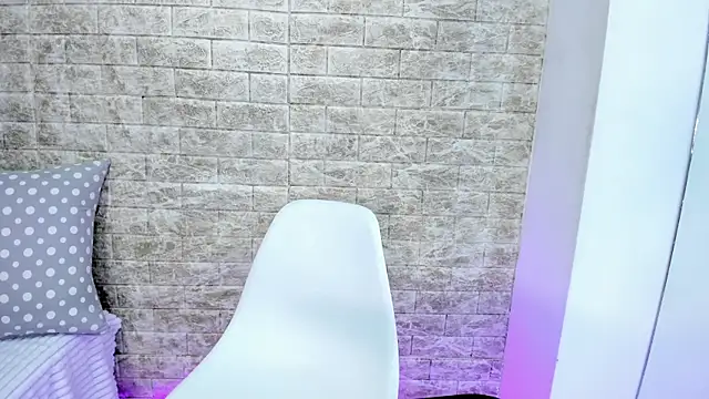 bonnie-love online show from 17, 12, 2025