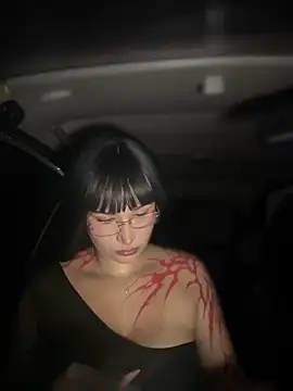 Electra doll  online show from 13, 3, 2026