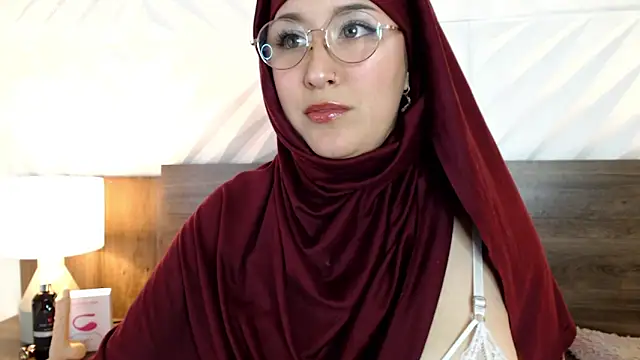 Dalila bashar online show from 4, 2, 2025