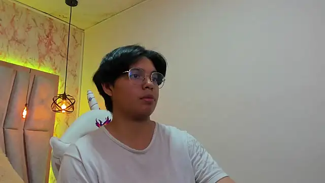 Emmapark  online show from 13, 3, 2025