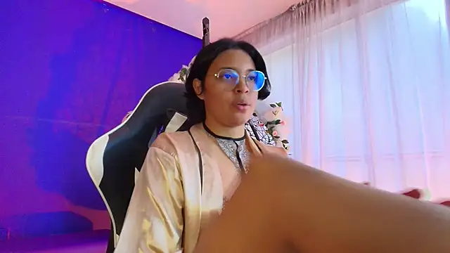 Emmapark  online show from 17, 2, 2026