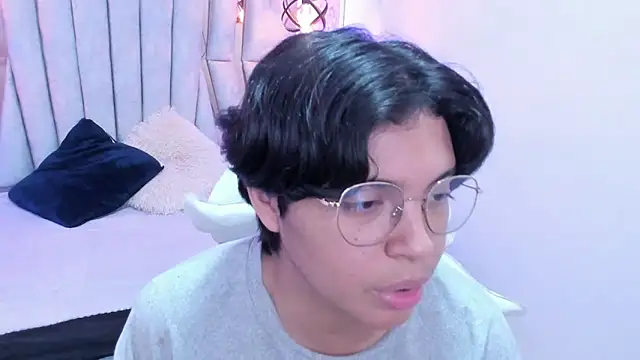 Emmapark  online show from 19, 3, 2025