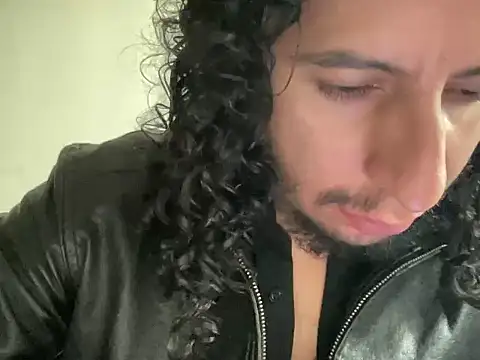Snapshot of littlelatinhunter chatting on 9, 3, 2026 littlelatinhunter online show from 9, 3, 2026