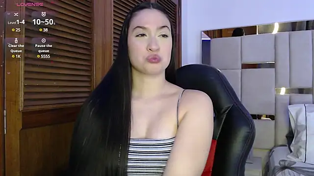 sofiaduque 26 online show from 9, 3, 2025