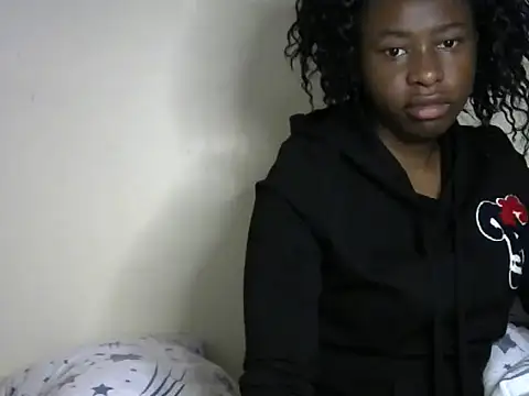 Novah  online show from 16, 10, 2025