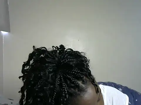 Novah  online show from 23, 10, 2025