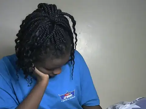 Novah  online show from 30, 10, 2025