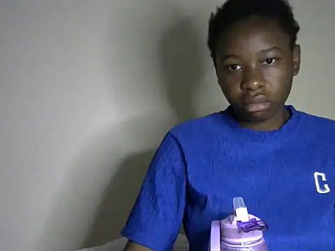 Novah  online show from 14, 11, 2025