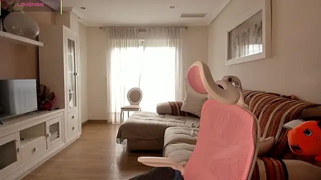 bella apont online show from 24, 11, 2025