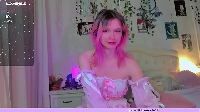 Snapshot of Neko_kitsune1 chatting on 15, 2, 2025 Neko kitsune1 online show from 15, 2, 2025