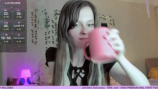 Neko kitsune1 online show from 13, 3, 2026