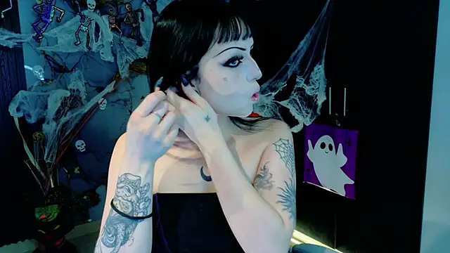 Madison Jackson online show from 30, 10, 2025