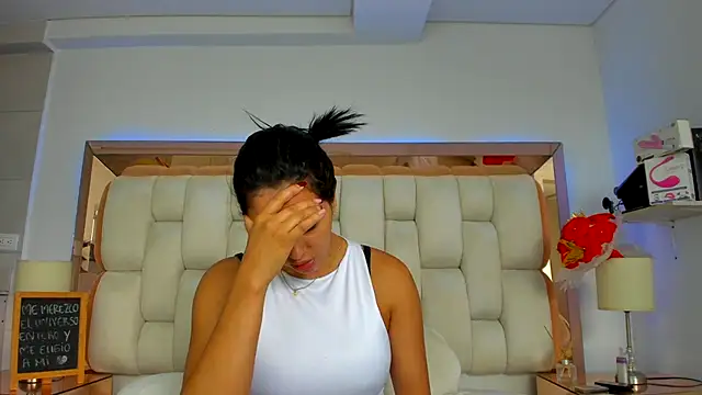 emilyparkerr01 online show from 27, 9, 2025