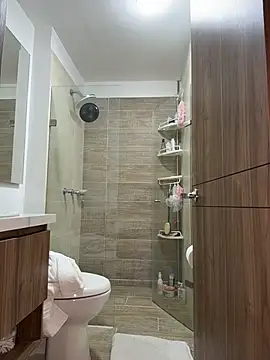 Georgiafox online show from 7, 10, 2025