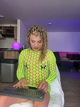 Georgiafox online show from 19, 11, 2025