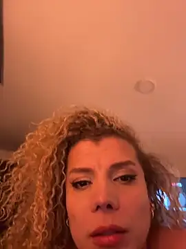 Georgiafox online show from 10, 10, 2025