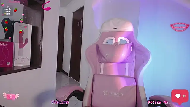 SexyLuna   online show from 12, 1, 2026