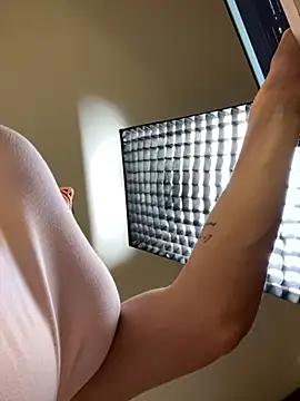 Irish Collins online show from 1, 12, 2025